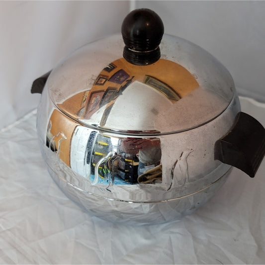 West Bend MCM Penguin Ice bucket with lid VINTAGE Iconic