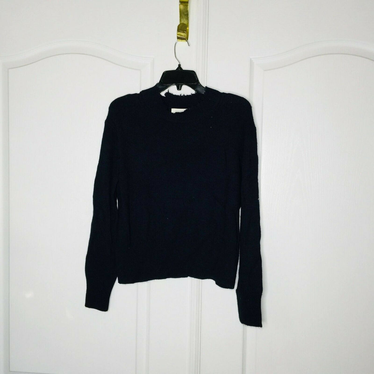Treasure & Bond Distressed Pullover Sweater Long Sleeves Crew Neck X-Small NWT