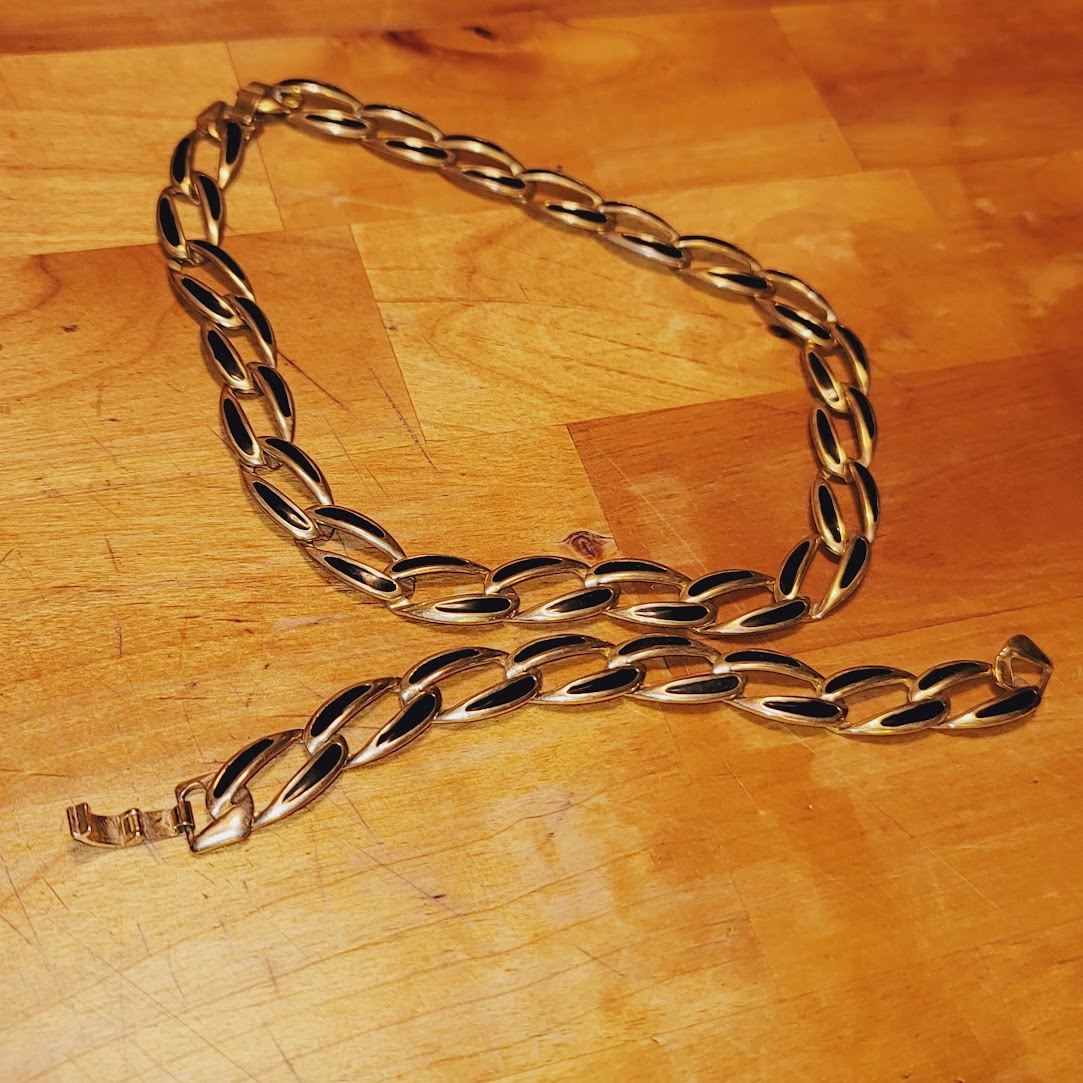 vintage SET Napier Necklace &  bracelet Goldtone Black Chainlink 1980s Fashion