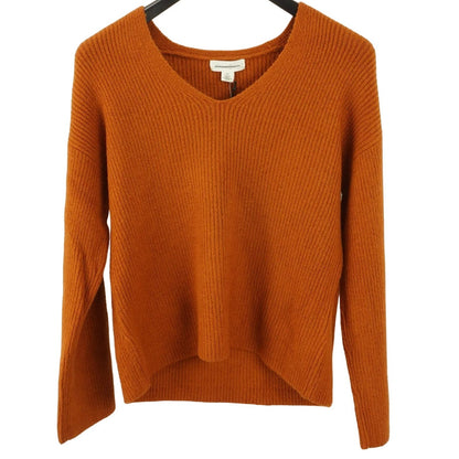 Treasure & Bond Long Flared Sleeve V-Neck Cozy Sweater Sz Medium in Rust NWT
