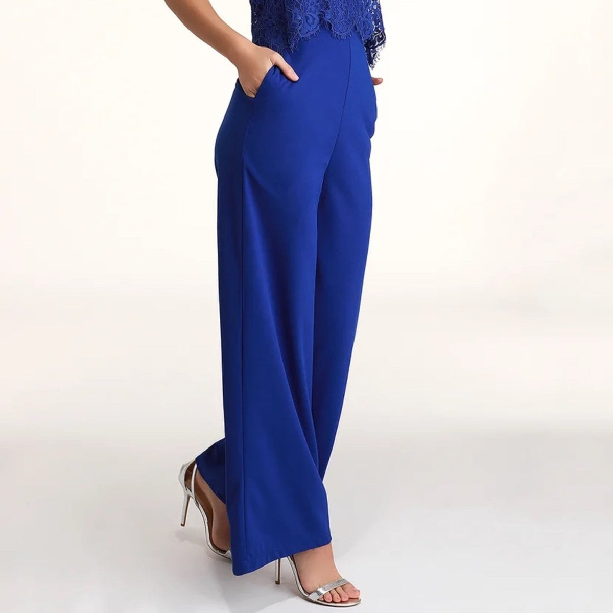 Lulu’s NEW Royal Blue Lace Halter Jumpsuit Size Medium