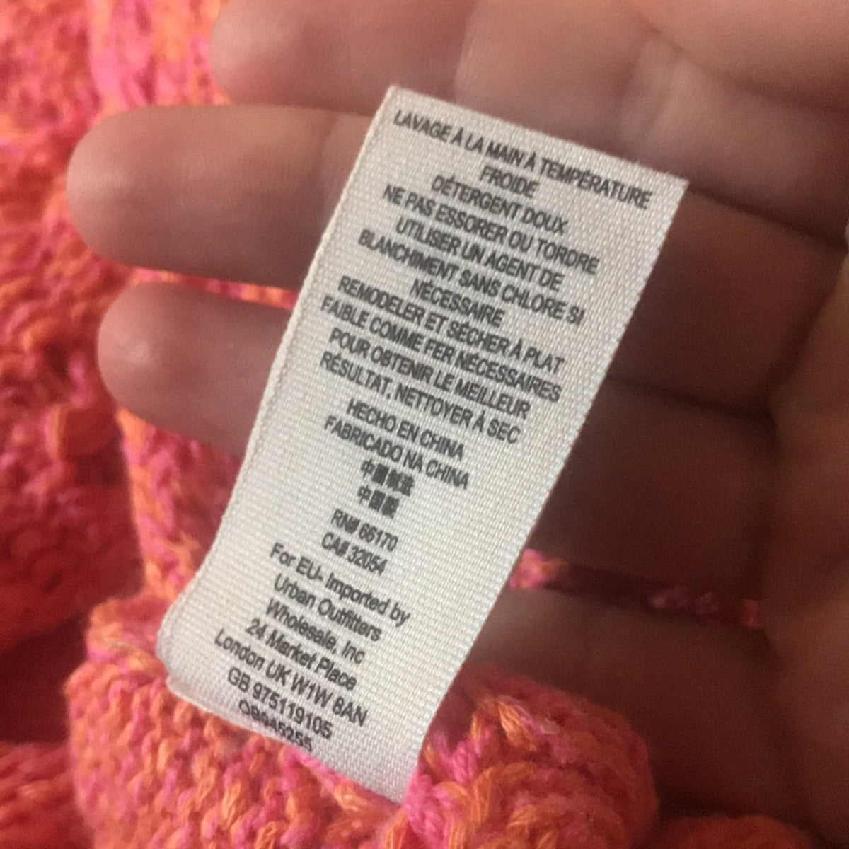 Free People Pink Hot Topics V-Neck Sweater Size Medium