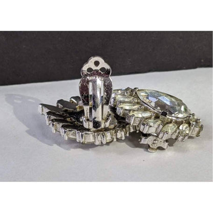 Vintage Crown Trifari Rhinestone Teardrop Clip On Earrings silvertone