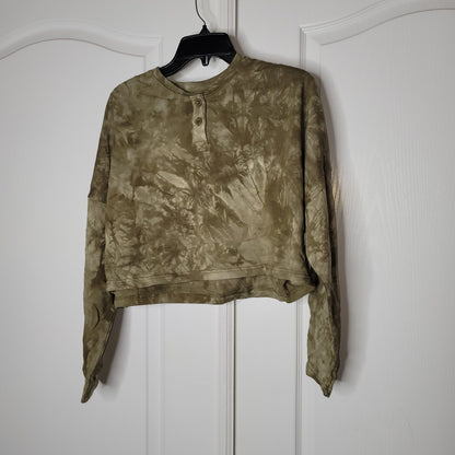 bp. Tie Dye Crop Henley Shirt Crew Neck Long Sleeve Green Size Small NWT