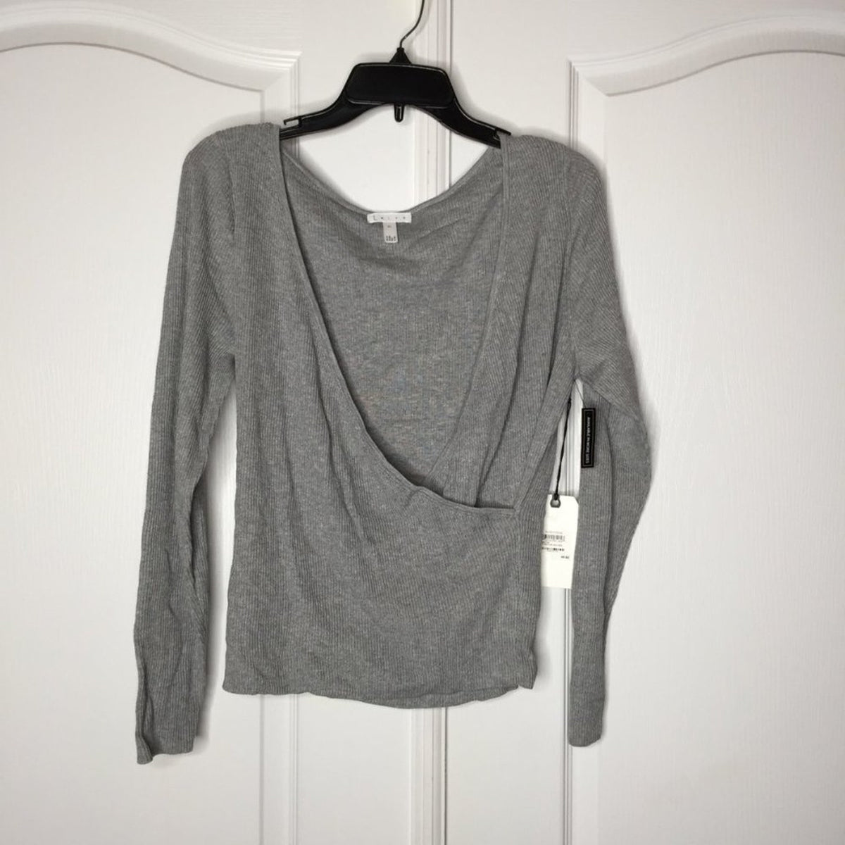 Leith Rib Wrap Sweater Long Sleeve V-Neck Size XLarge NWT long sleeve top ribbed