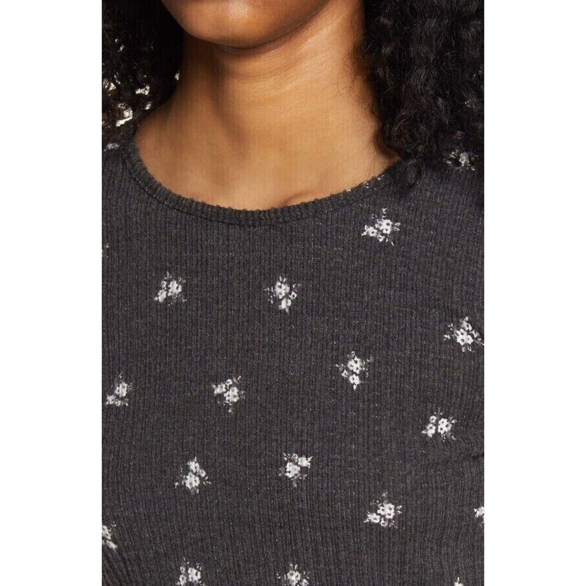 La La Land Creative Co. Women's Soft Floral Thermal Top Size Medium Black NWT