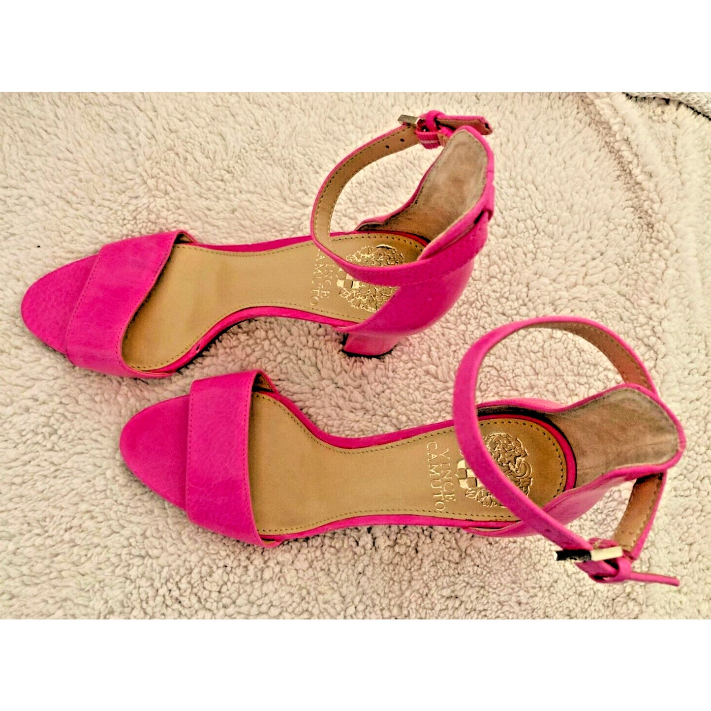 Vince Camuto Corlina Ankle Strap Block Heel Sandal Size 7M Barbie Pop Pink NWT