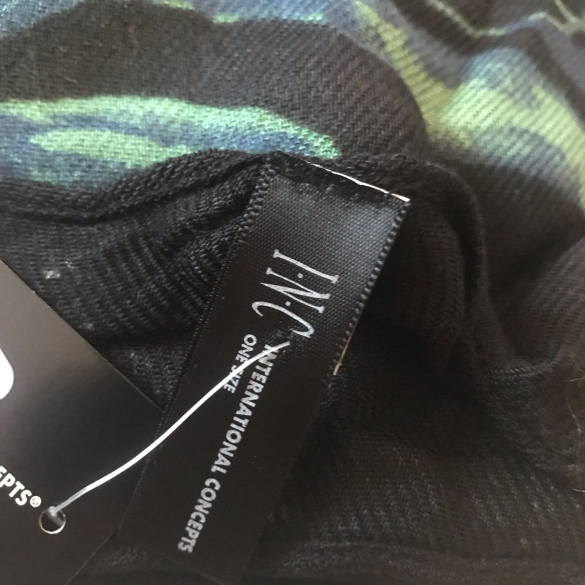 INC Brushed Flowers Pashmina One Size Scarf Black NEW wrap floral