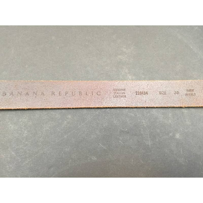 Banana Republic Italian Leather Size 38 Made in Italy brass Buckle Women's Large