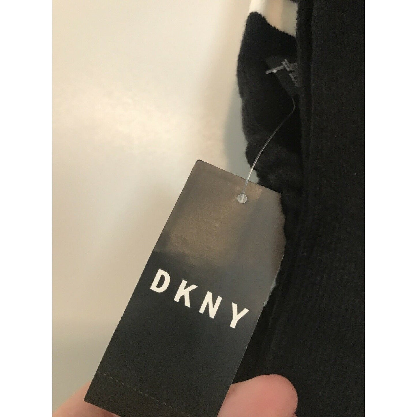 DKNY NEW Logo Stadium Scarf Tassel Fringe Black White Red Winter 68" x 8" WINTER