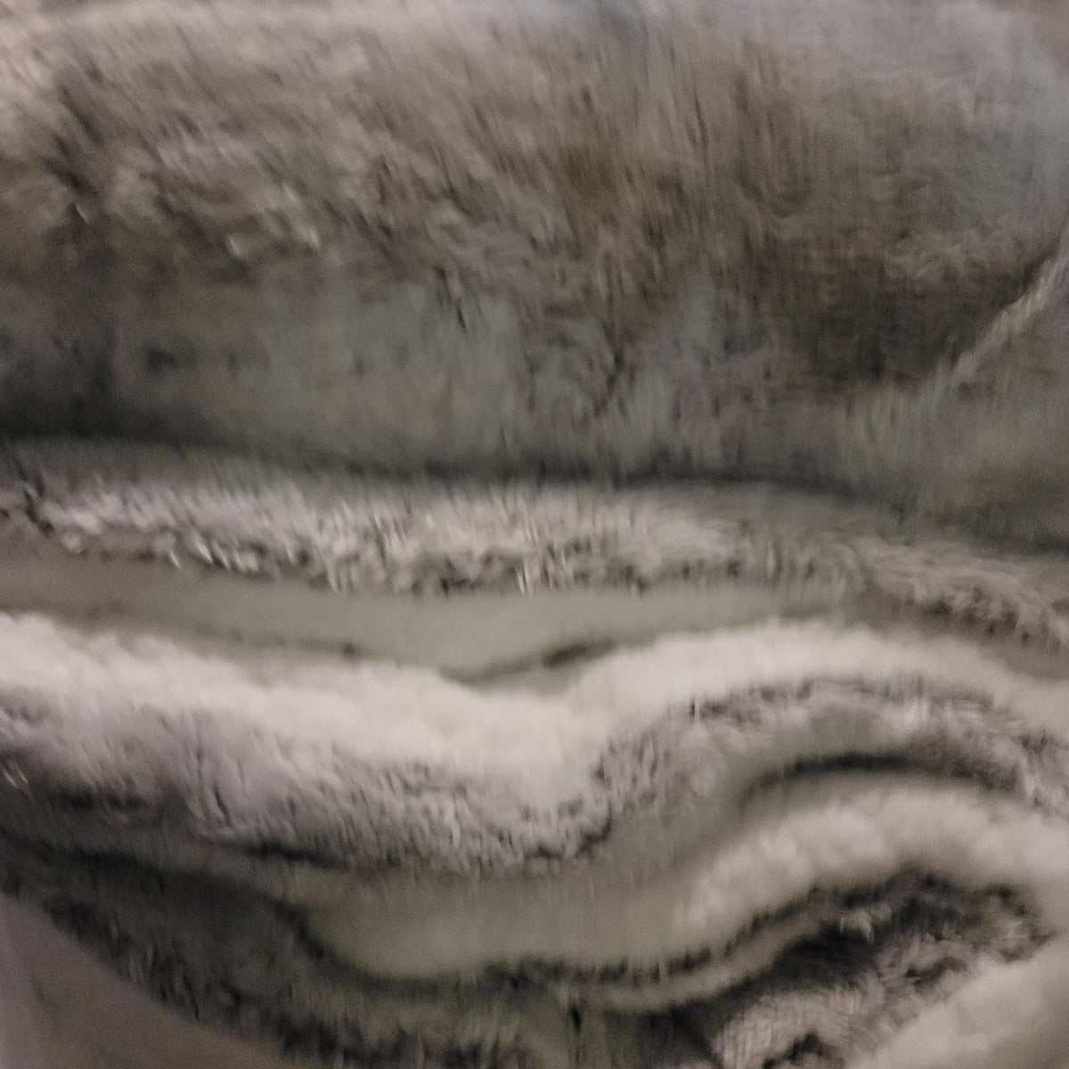 swift home  3-Piece Grey Faux Fur Reverse  Sherpa King/Cal Comforter Set