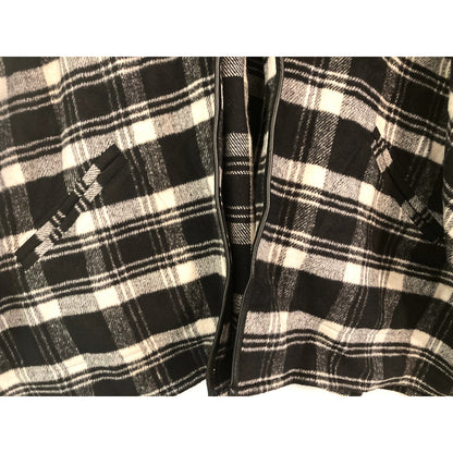 Nordstrom Lodge Plaid Side Pocket Poncho Cape One Size in Black and White NWT