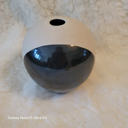 Jan Valerie Art Pottery BlackWhite Vintage Monochromatic Vase round Contemporary