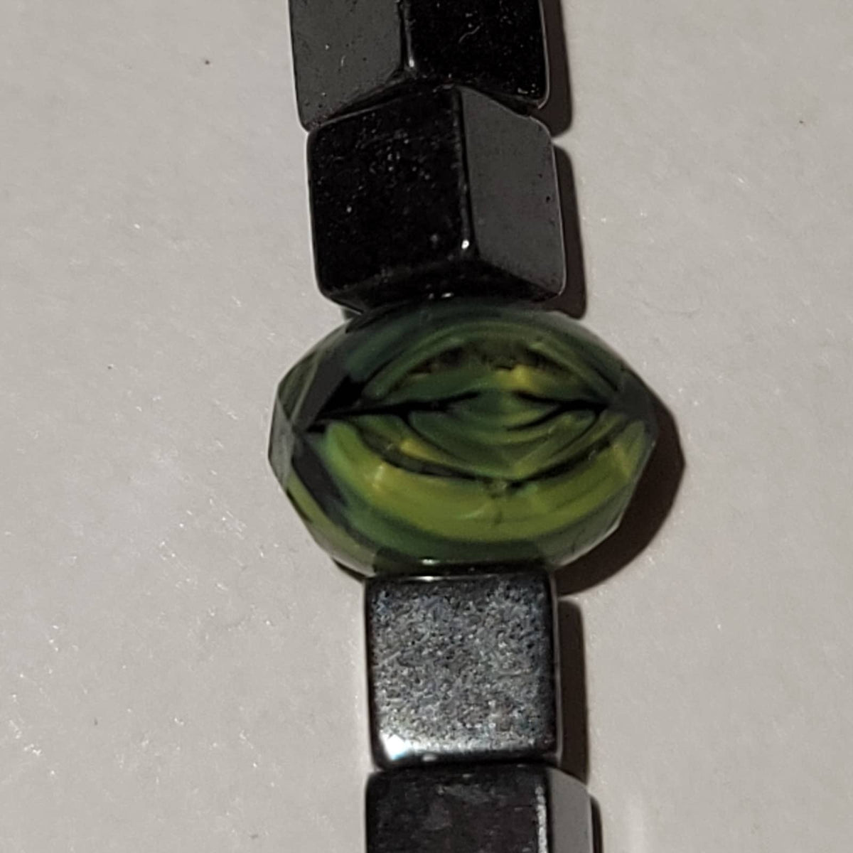 Vintage glass bead bracelet green cat ovoid black obsidian square barrel clasp