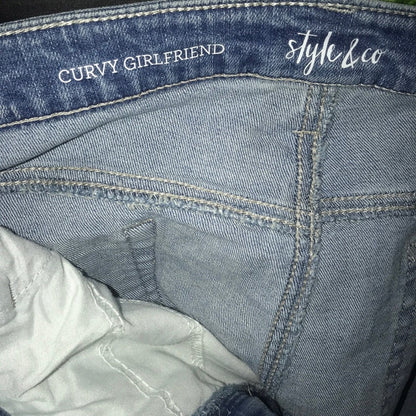 Style & Co NEW Curvy Fit Girlfriend Lourdes Jeans  Size 6 distressed