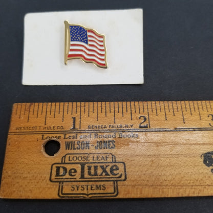 Vintage Enamel USA American Flag Golden Metal Brooch Costume Jewelry lapel pin