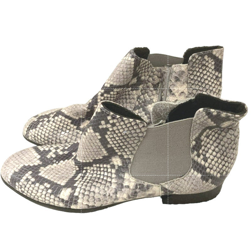 Munro Snakeskin Print Cate Side Zip Leather Ankle Boots Sz 9M Grey and Black NWT