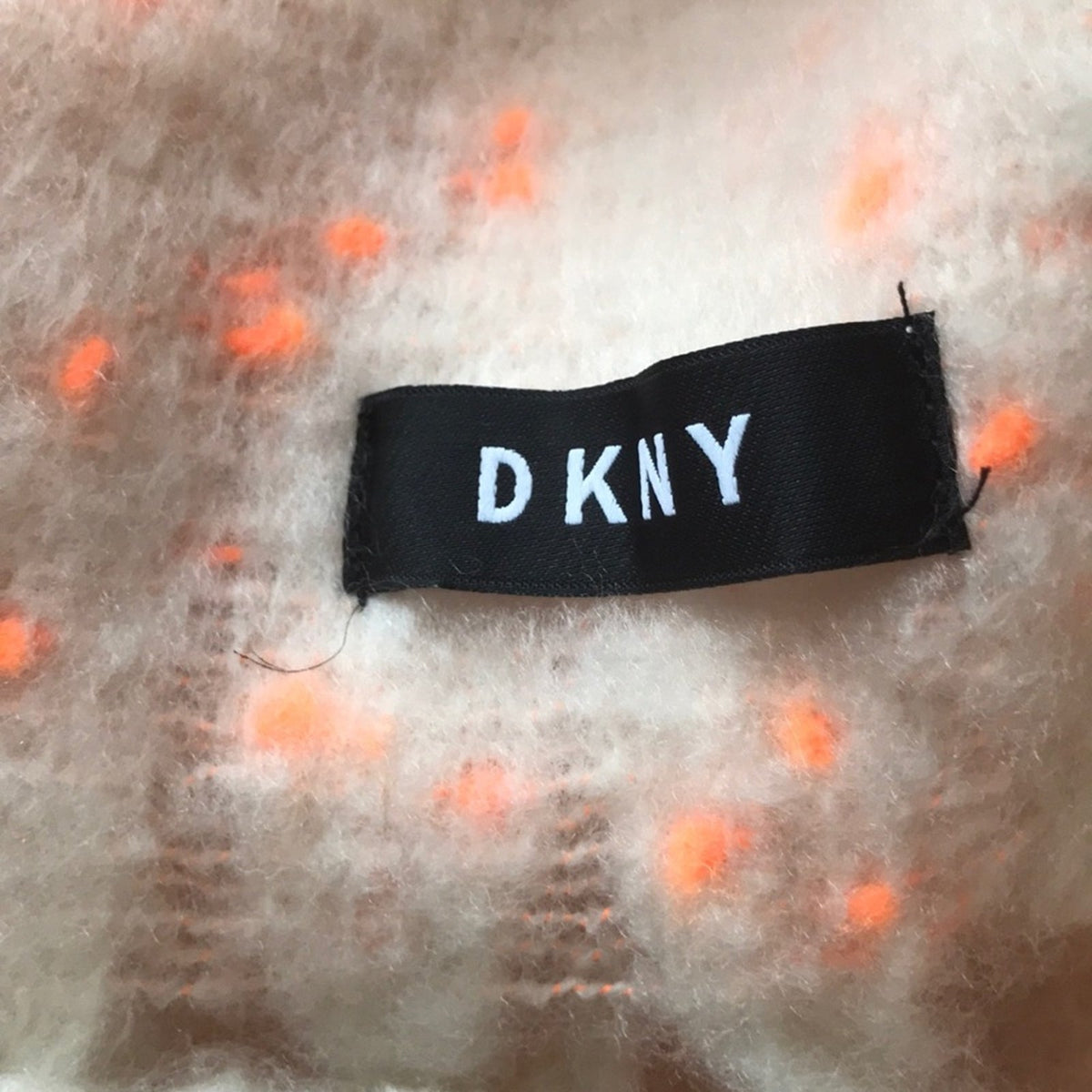 DKNY NEW Pop Neon Speckled Winter Blanket Scarf Oversized Wrap Orange Pink