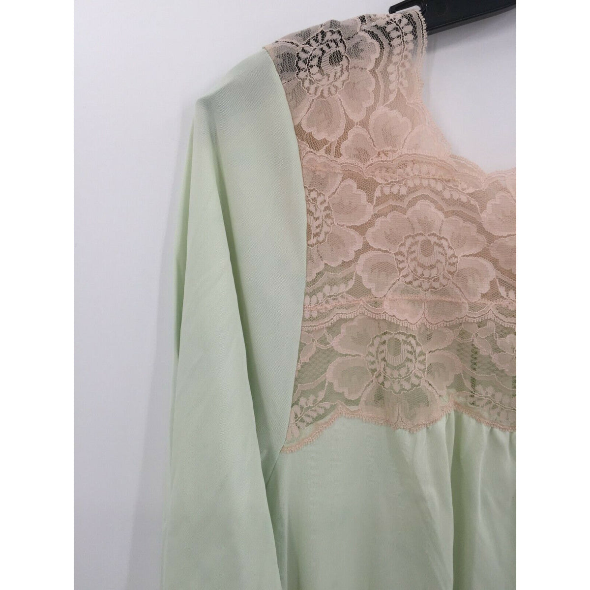 Rutledge Vintage Sleepwear Nightgown 3/4 Sleeves Square Neck Size Medium
