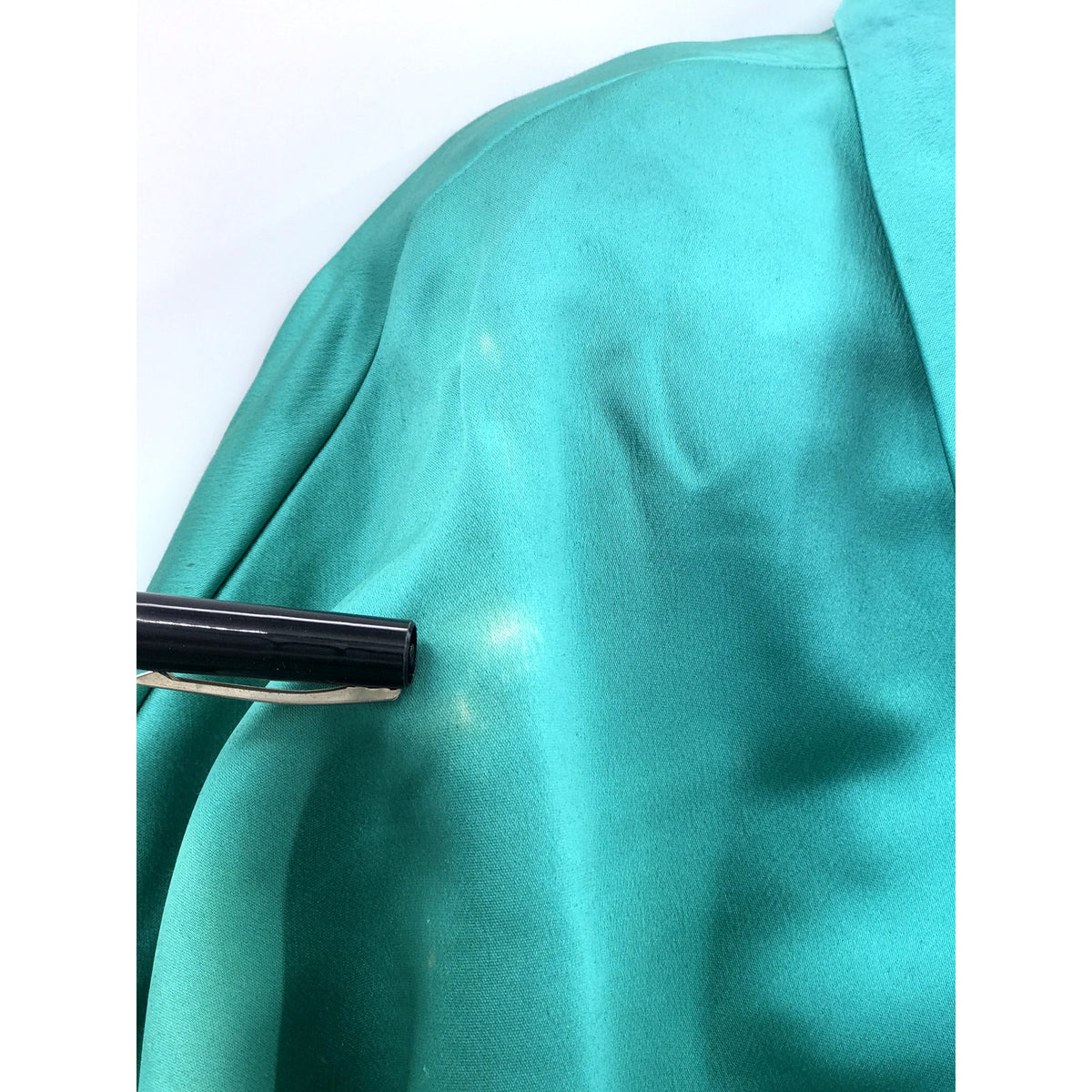 Vintage Women's Long Silken Satin Coat Duster 1950s 3/4 Sleeves Collared Neck Green