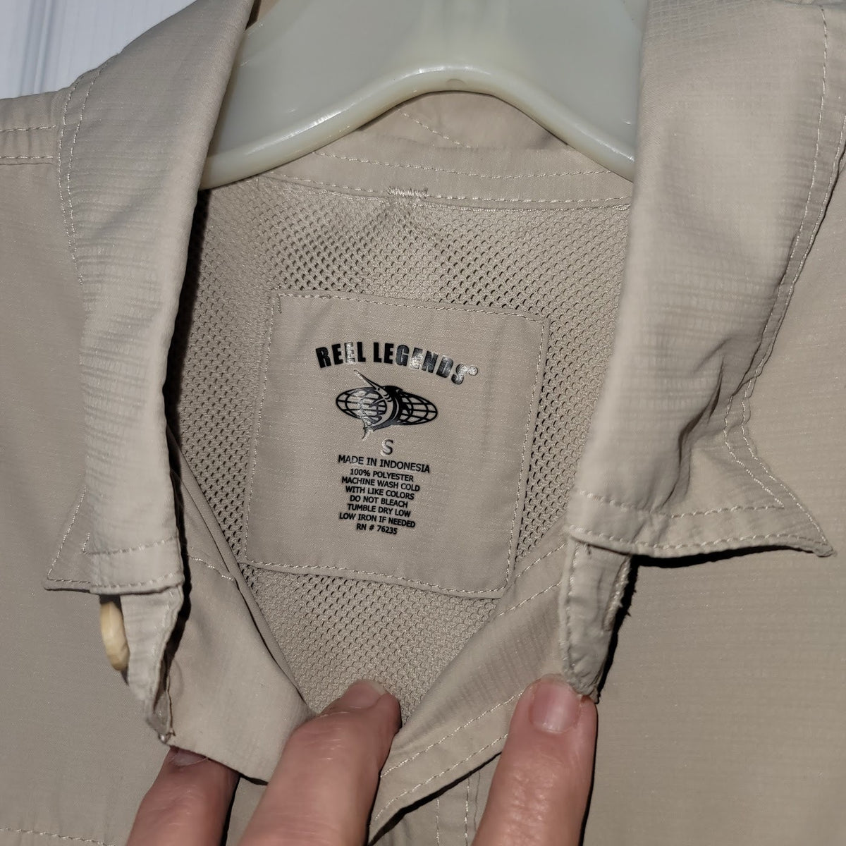 Reel Legend Small Long Sleeve outdoor wear Tan Button Up Vented Fishing
