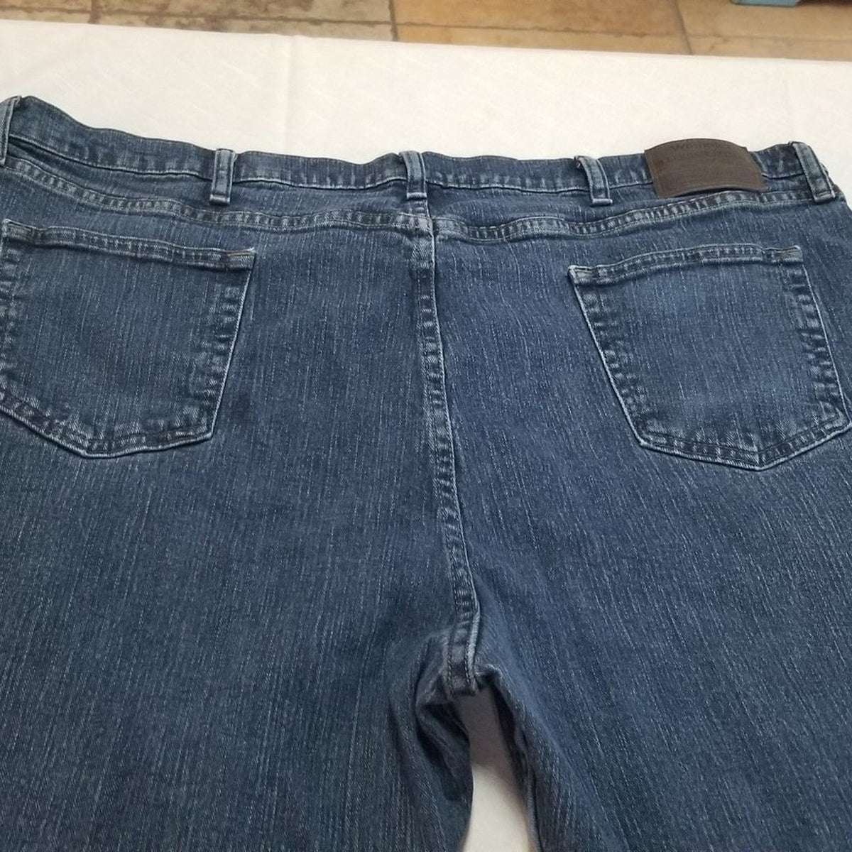 Wrangler Authentic Jeans Denim Relaxed Fit Cotton 46" Waist 32" Inseam Dark Wash