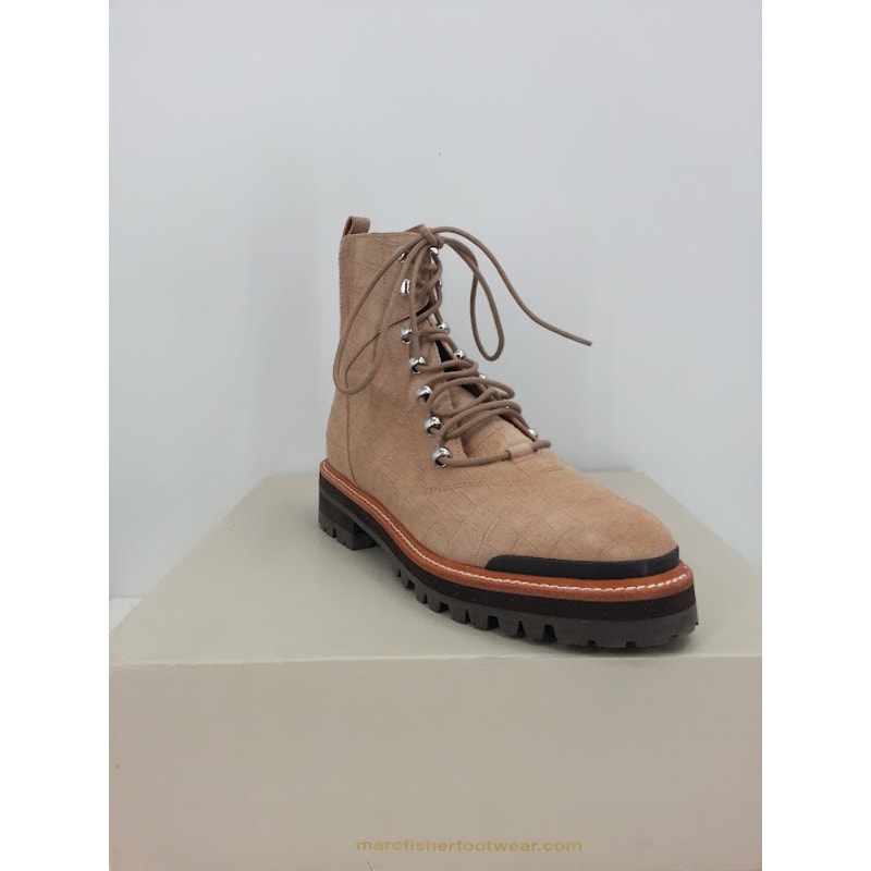 Marc Fisher LTD Izzie 2 Lug boots Natural Suede Faux Alligator embossed Size 10