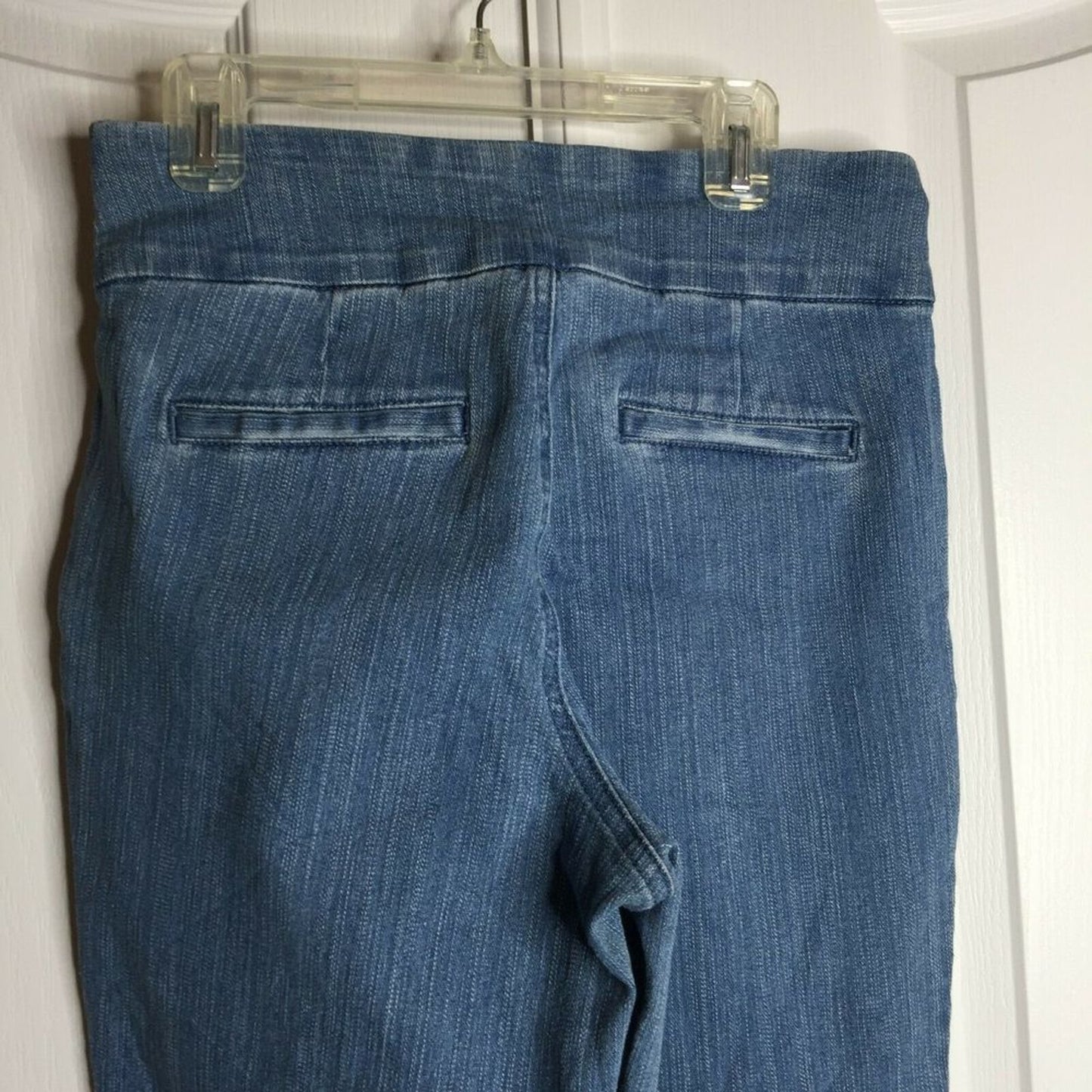 D & Co. Classic Stretch Waist Jeans pull  jegging Acid Wash Jeans Size 2 Skinny