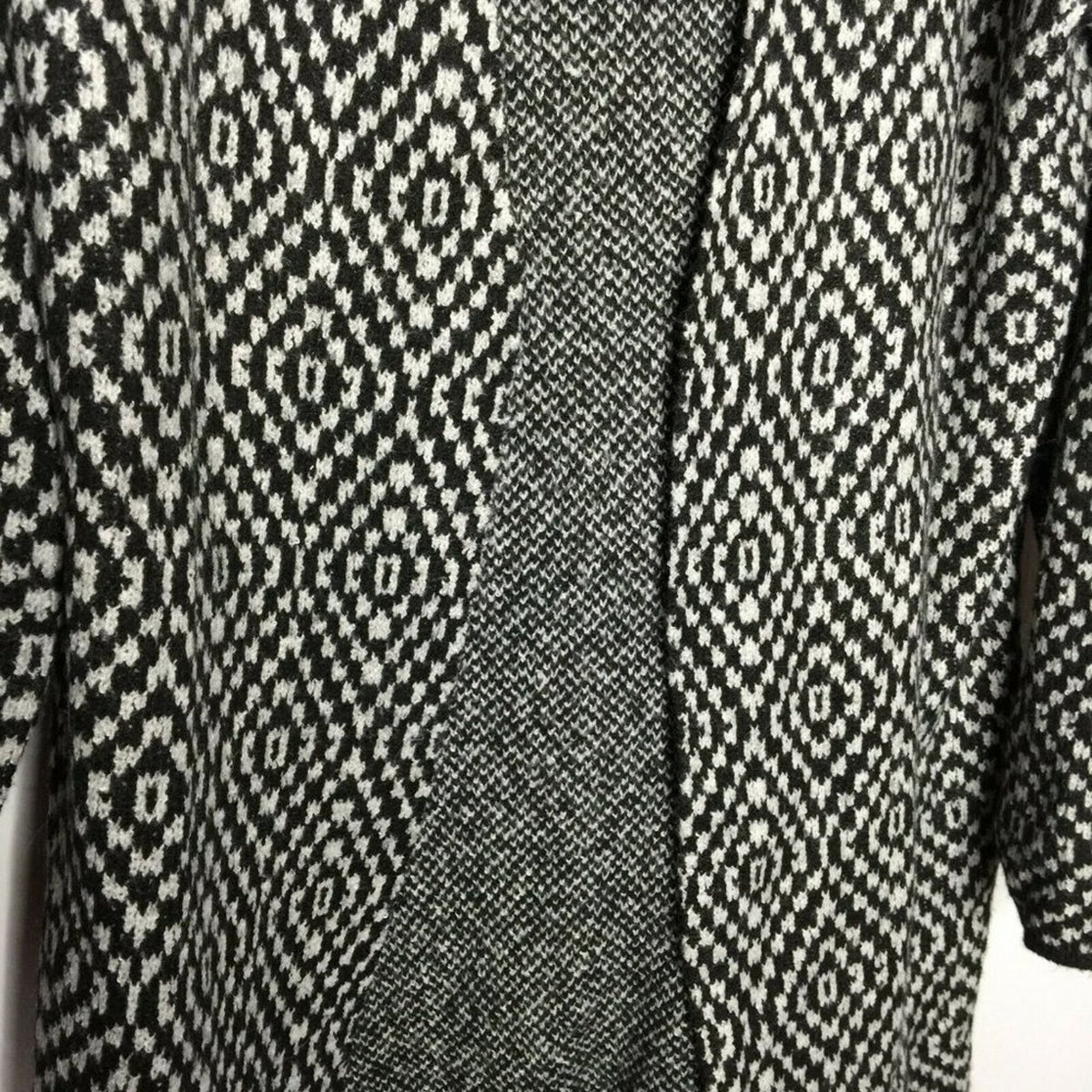 Joseph Open Front Cardigan Sweater X-Small Geometric Pattern NEW XS blk white