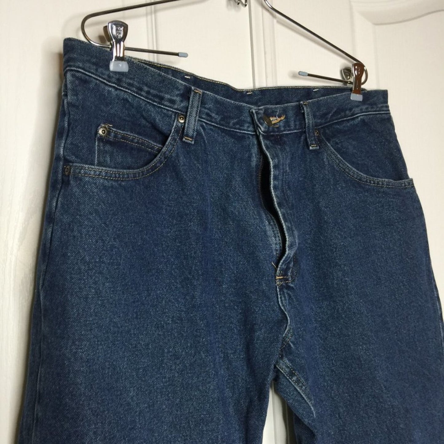 Wrangler Loose Fit Straight Leg Jeans Size 36" x 27" Denim Dark Wash HEMMED
