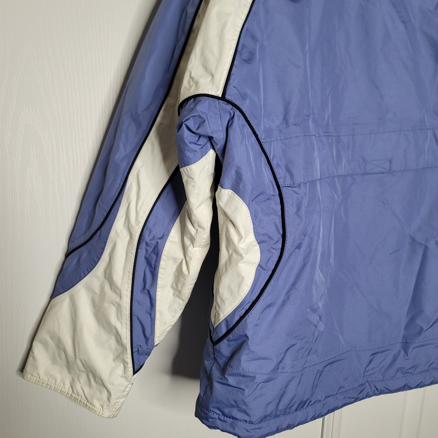 Hard Core Snowboarding ski snow Jacket Size 10 durable outdoor white purple