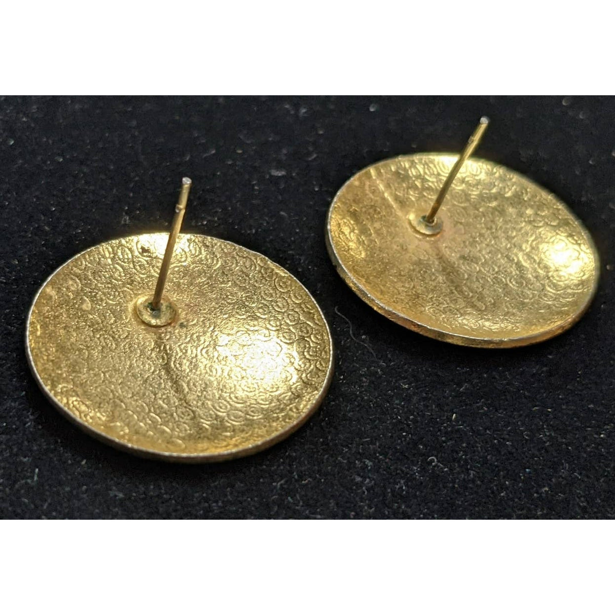 Paisley Yin Yang Earrings Black and Silver on Gold Tone Post 1 Inch Rounded