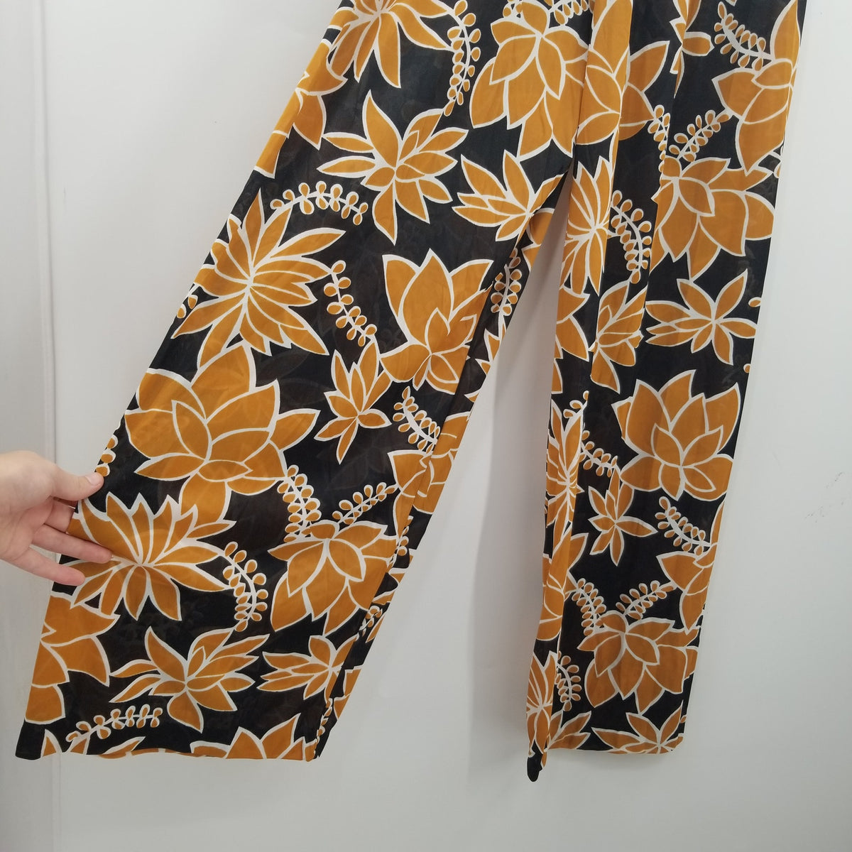 White Stag Speedo Lounge Set Pant Blouse Jacket Belts 1970's FUNKY Vintage