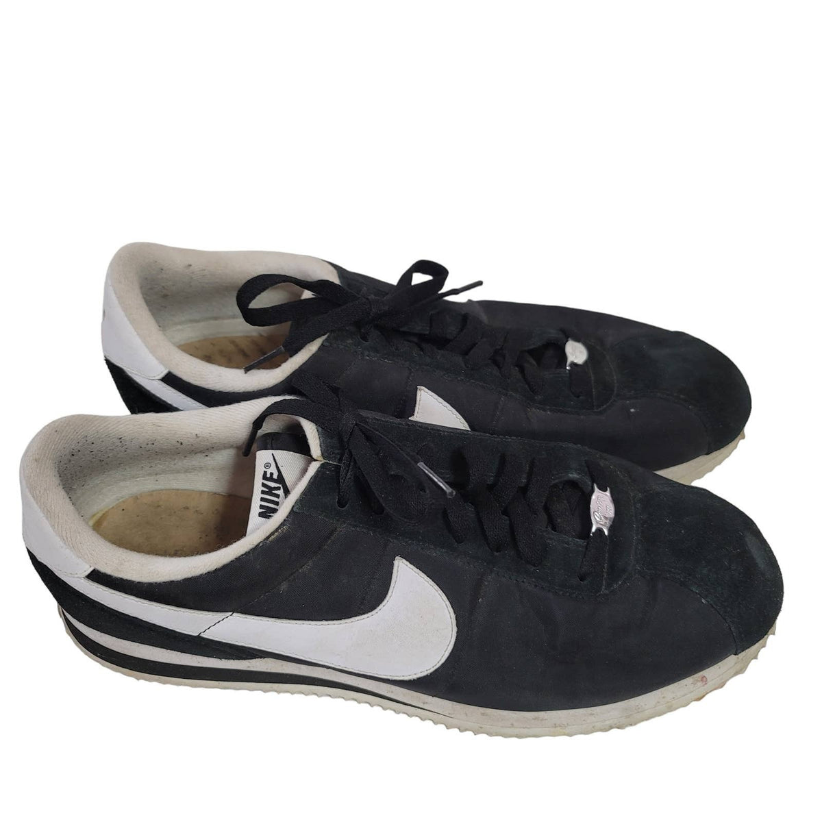Nike 317249-012 Cortez Basic Nylon 2010 Size 13 Black White PreOwned Kendrick