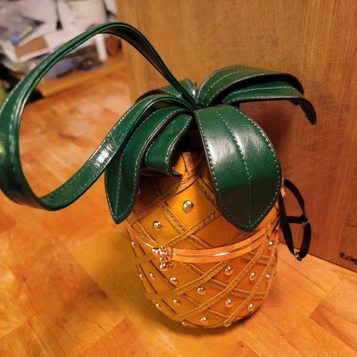 Pineapple Purse Yellow Green Leather Shoulder Strap Crossbody Swinger Cruise NEW