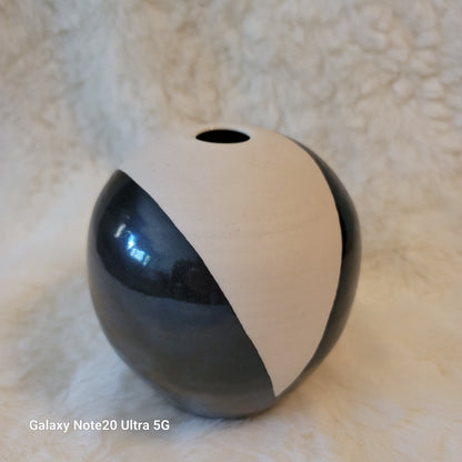 Jan Valerie Art Pottery BlackWhite Vintage Monochromatic Vase round Contemporary