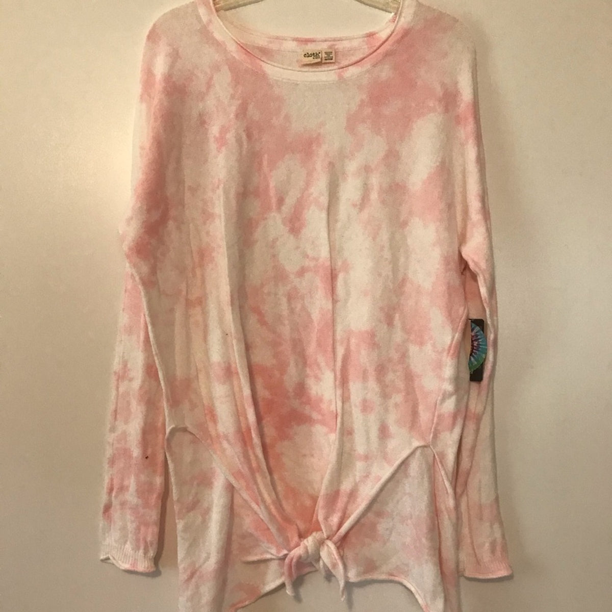 Cloth by Design NWT Pink Tie Dye front tie sweater XS