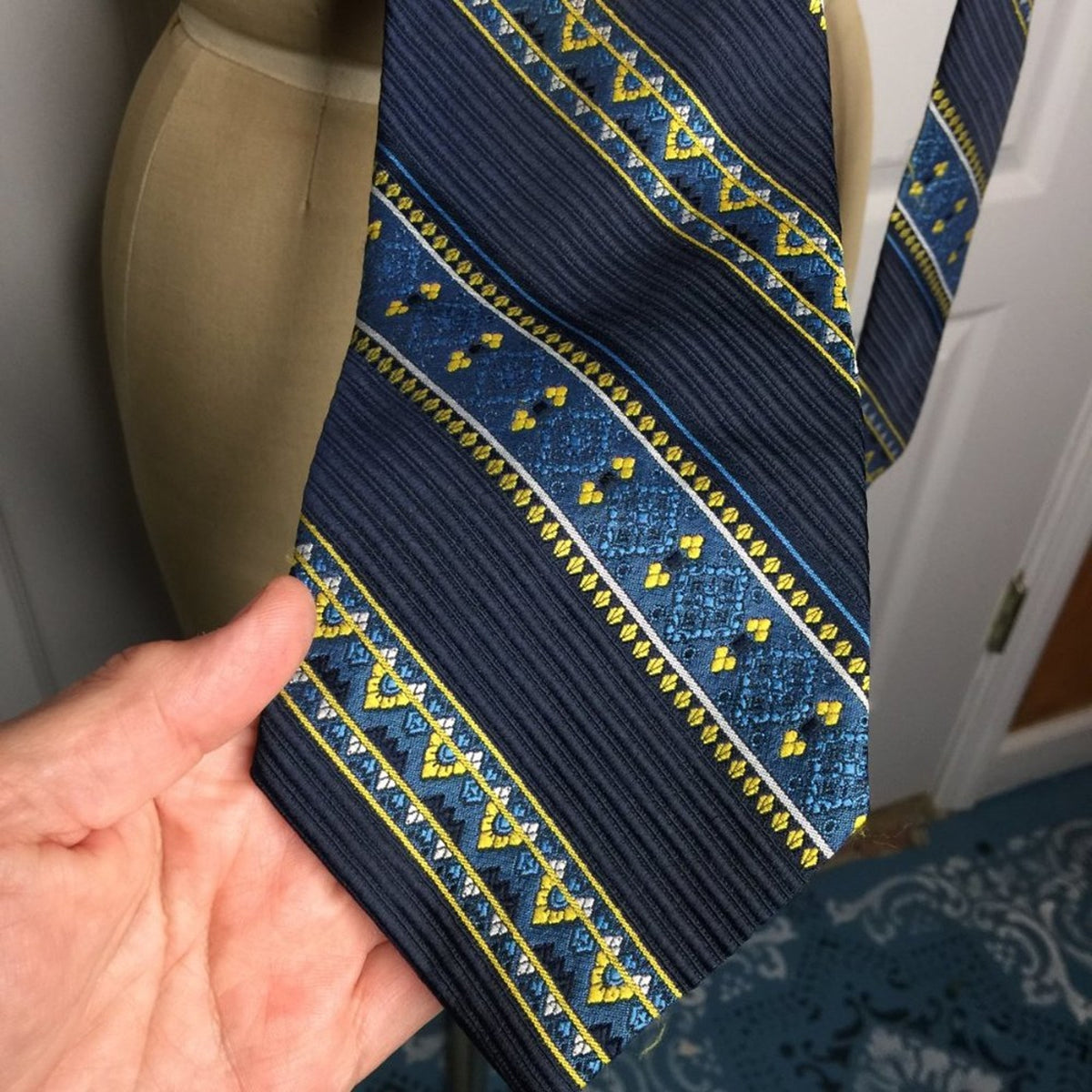 Remington Vintage Wide Tie Necktie Striped France Blue gold Mens Striped