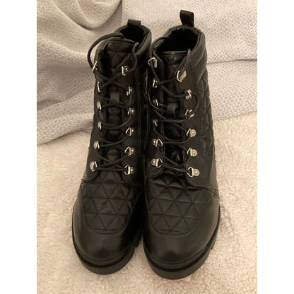 Schutz Cory Leather Quilted Lug Sole Lace Up Combat Boots Size 9B Black NWT