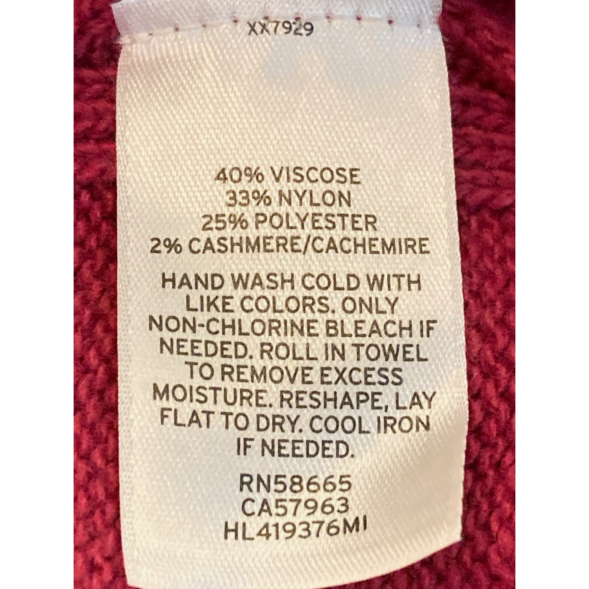 Chelsea 28 Cozy Soft High/Low Crew Neck Sweater Size Small in Burgundy Berry NWT