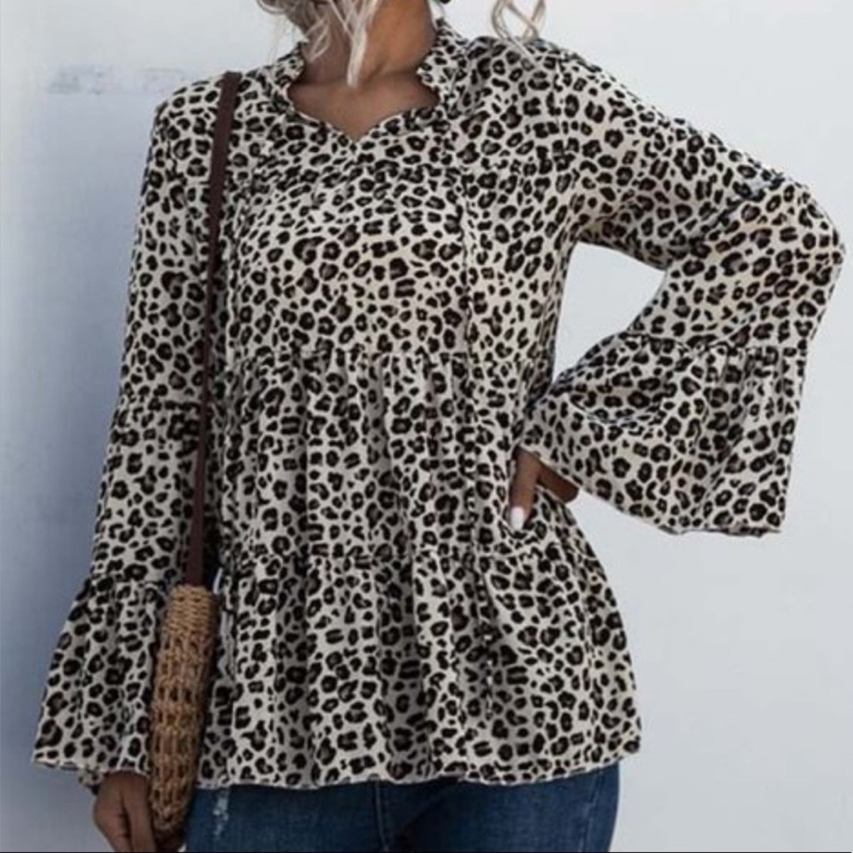 Romantic Hut Apricot Leopard Bell Sleeve Tier Top Size 6