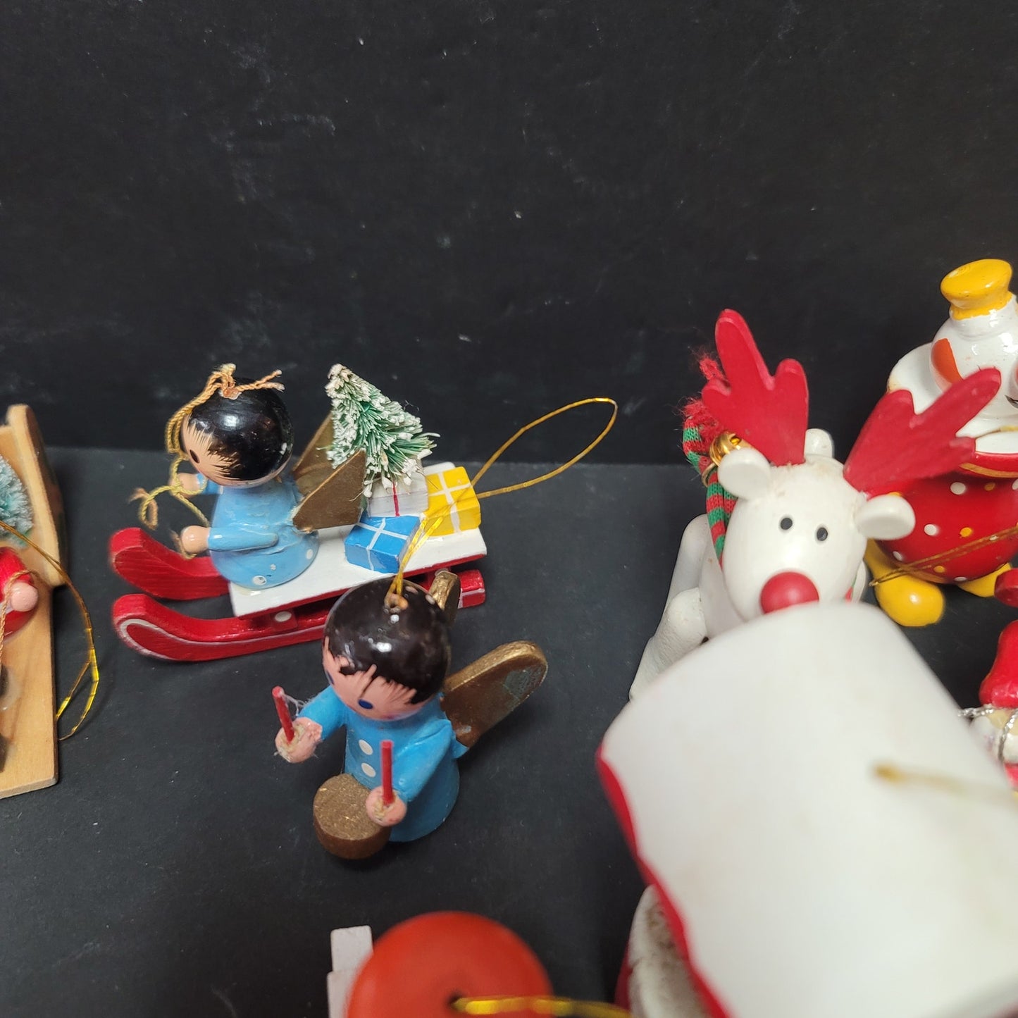 Lot 20 vintage wooden ornaments Santa Well Snowman Elves sleighs Sled Nutcracker