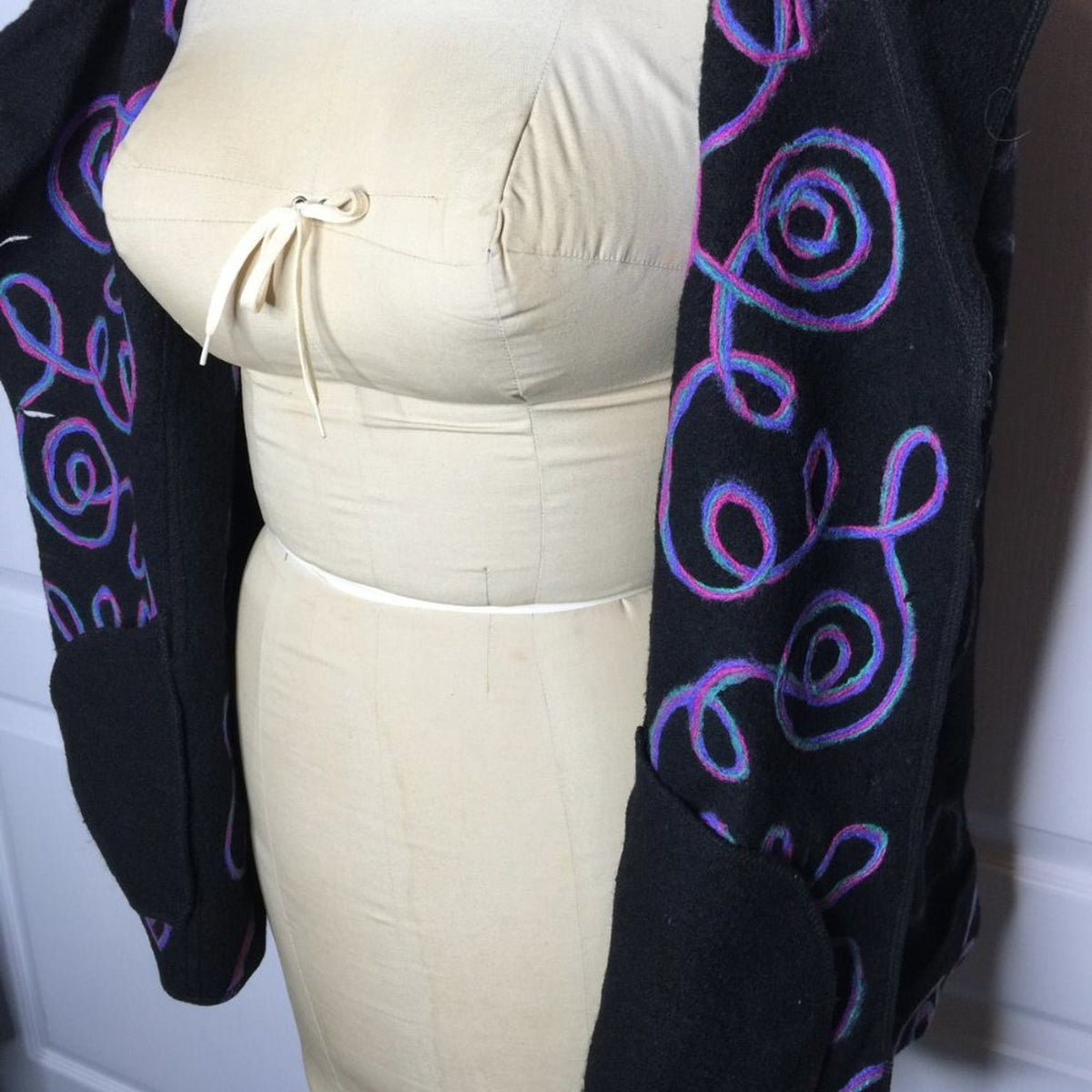Carole Little Women’s Button-Up Coat Jacket Long Sleeved Wool Black Size Large