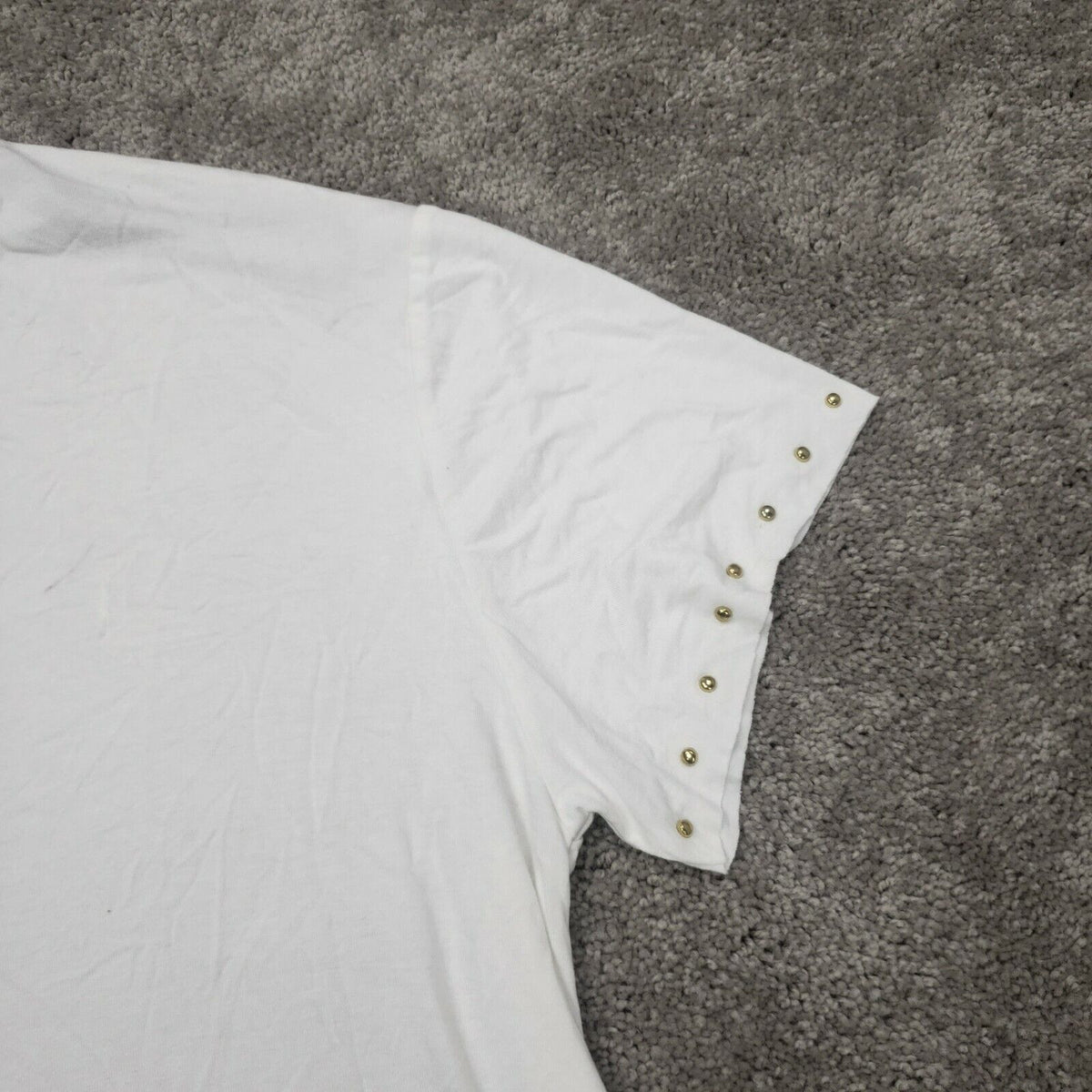 One A Women White/Cream Shirt Top 1X NEW V-neck Gold Stud Trim Short Sleeve Soft