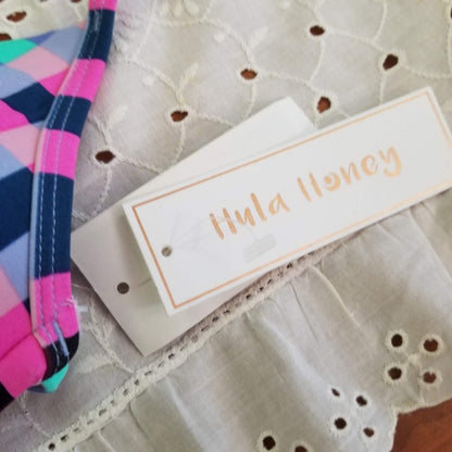 Hula Honey Juniors' Check It Out Cutout Molded Cup Size Small