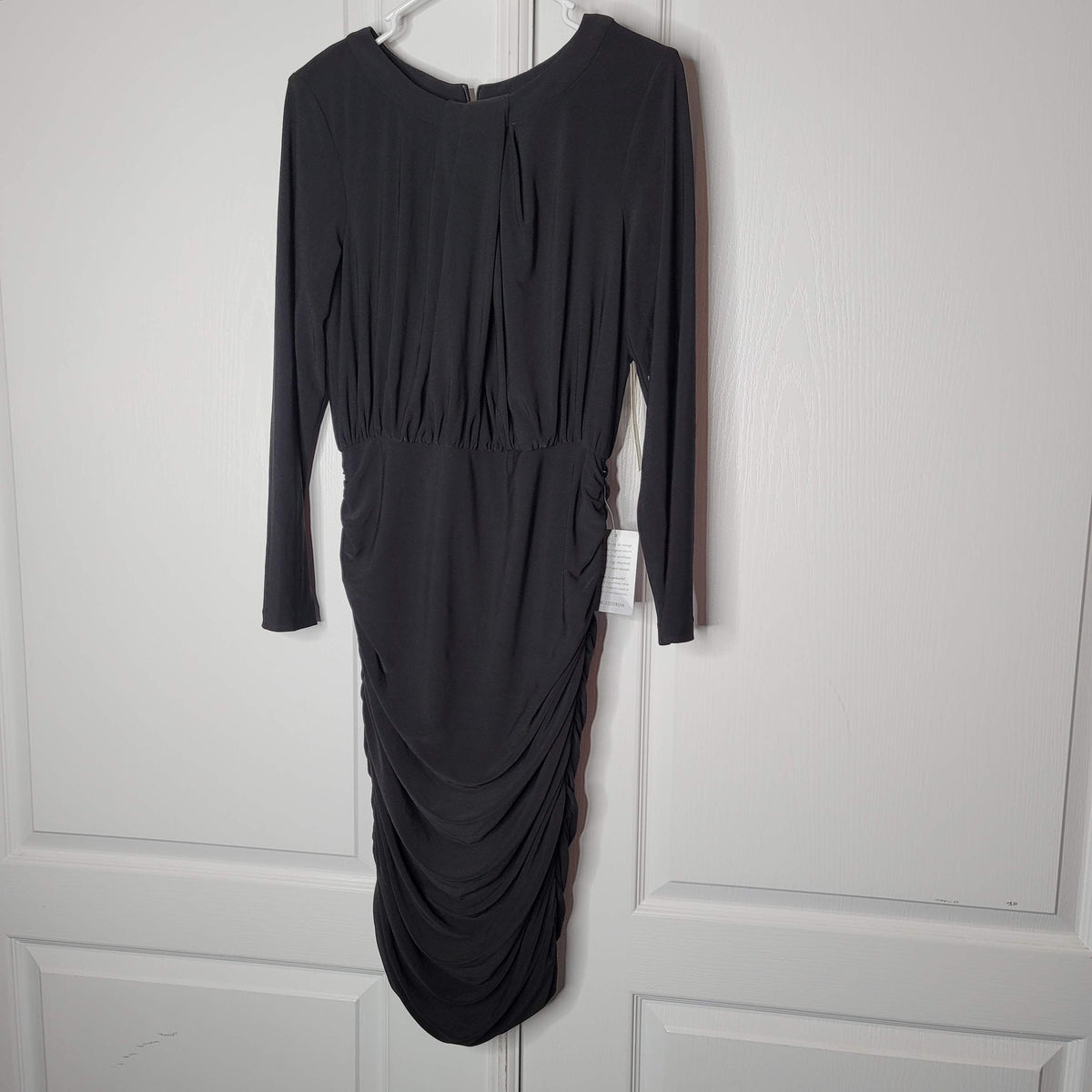 Eliza J Ruched Long Sleeve Stretch Jersey bodycon Dress Jewel Neck Black Size 8