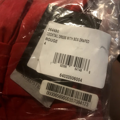 Marina NWT V-Neck Sleeveless Crepe Bow Side Sheath Red Dress Size 4