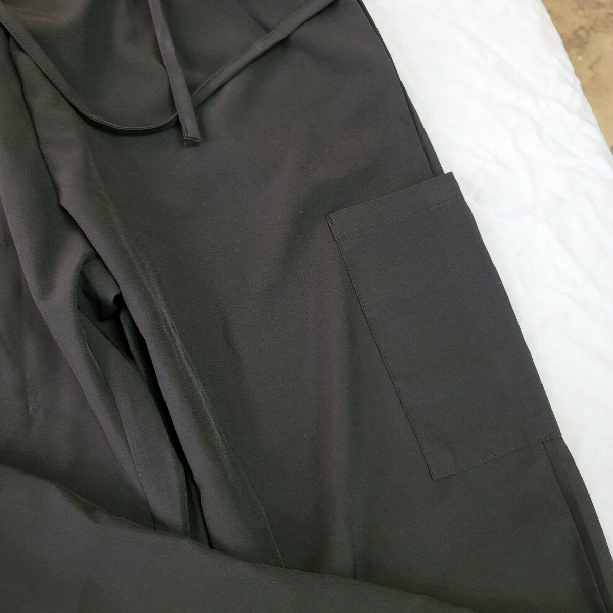 4 Flex Sweatpants Elastic Waist Interior Drawstring Wide Leg Black Medium Nurses