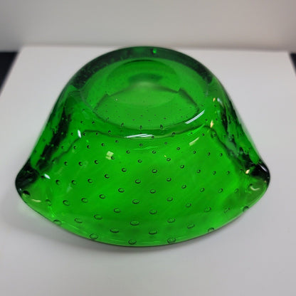 Green Bullicante Murano Glass Bowl or Ashtray, Italy, 1970sVINTAGE BEAUTIFUL