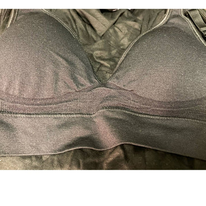 Felina Seamless Wire Free Bra Medium Black NWT Removable Pads Soft Stretchy